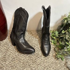 Vtg Black Western Cowgirl Boot. Size 6 M Womens!